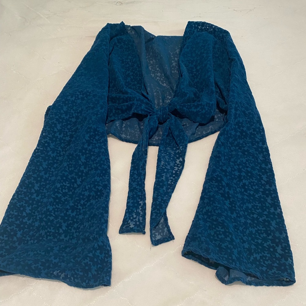 Wild fable(target) throw on cover up, with bow